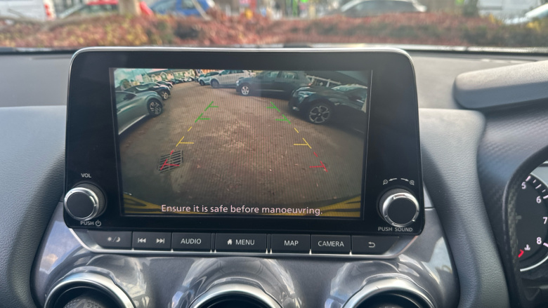 Nissan Juke 1.0 DiG-T 114 N-Connecta 5dr DCT Petrol Hatchback